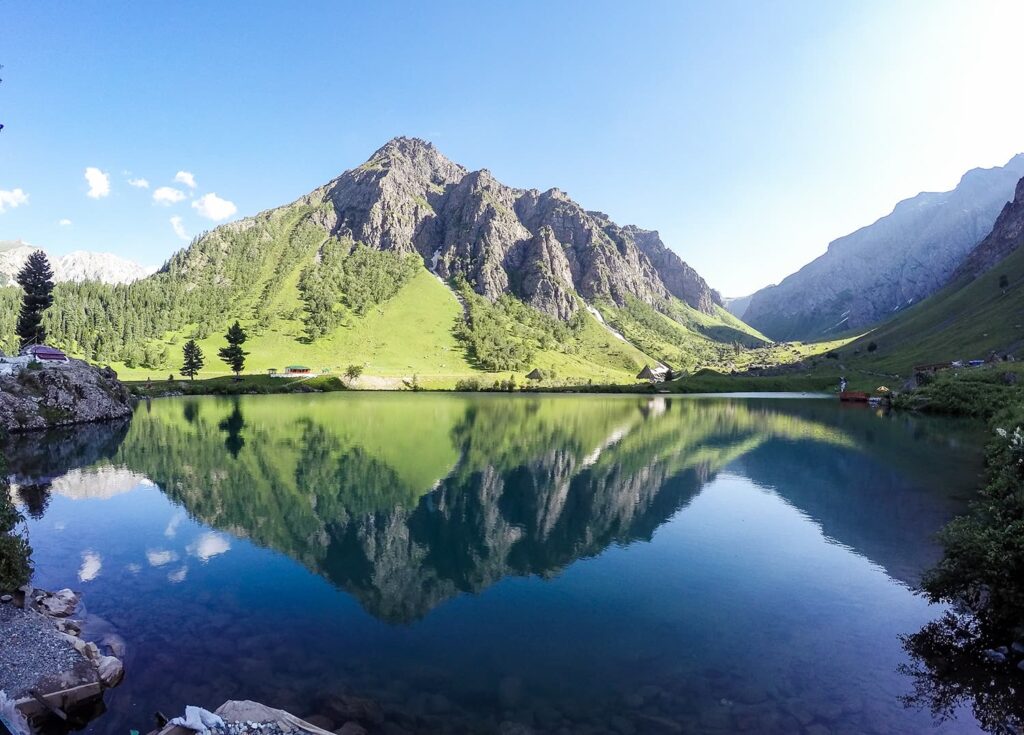 Minimarg Valley