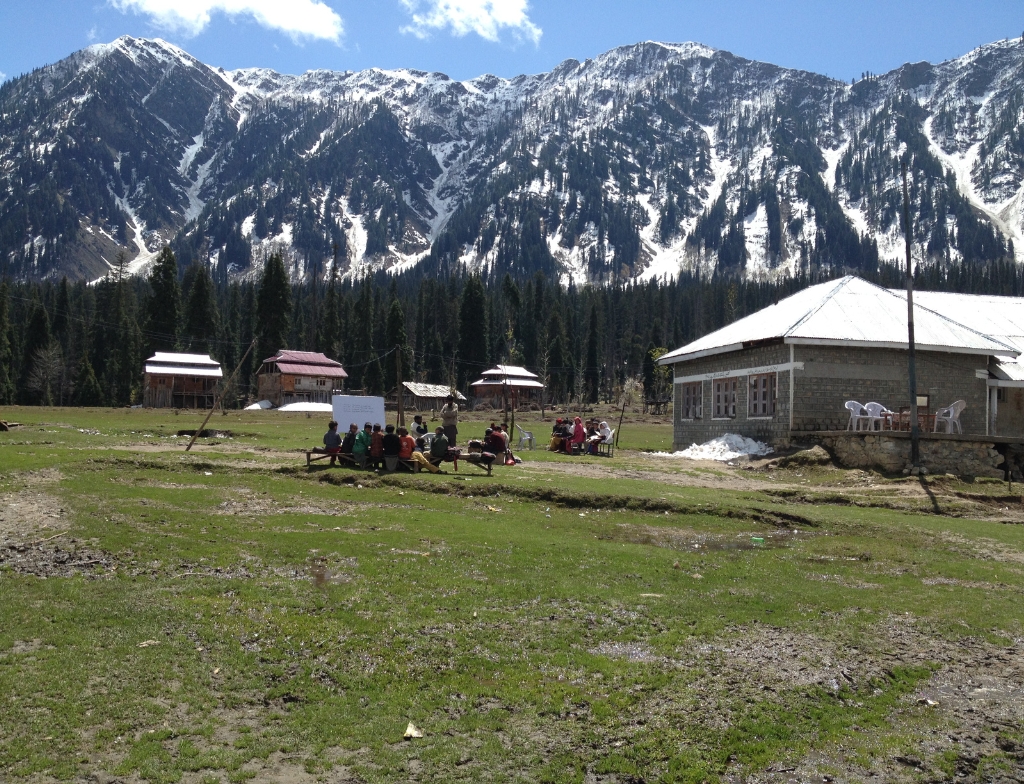 weather in neelum valley