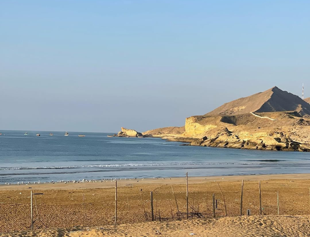 Best Time to VIsit ormara Beach