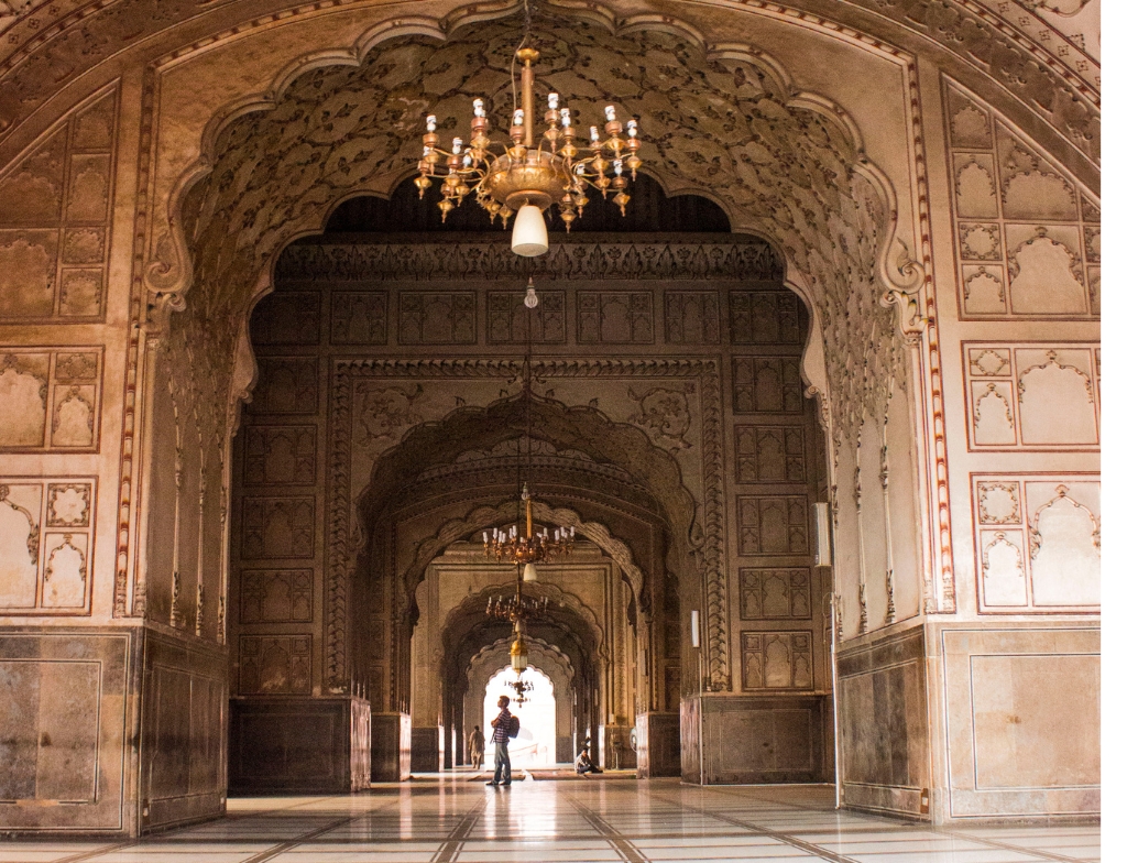 historical places in pakistan badshahi mosque