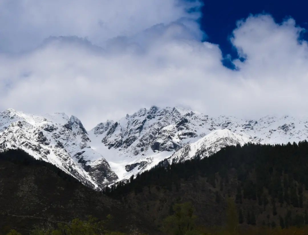 leepa valley, places to visit in kashmir