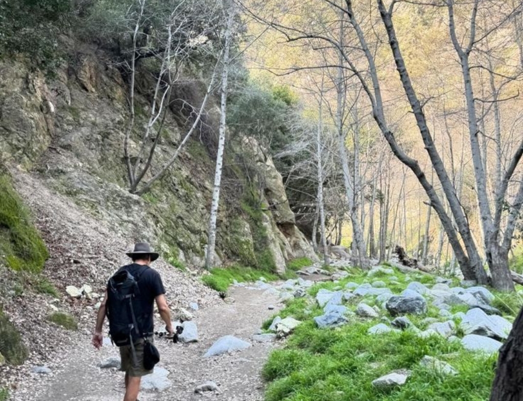 Eaton Canyon Trail hiking trail