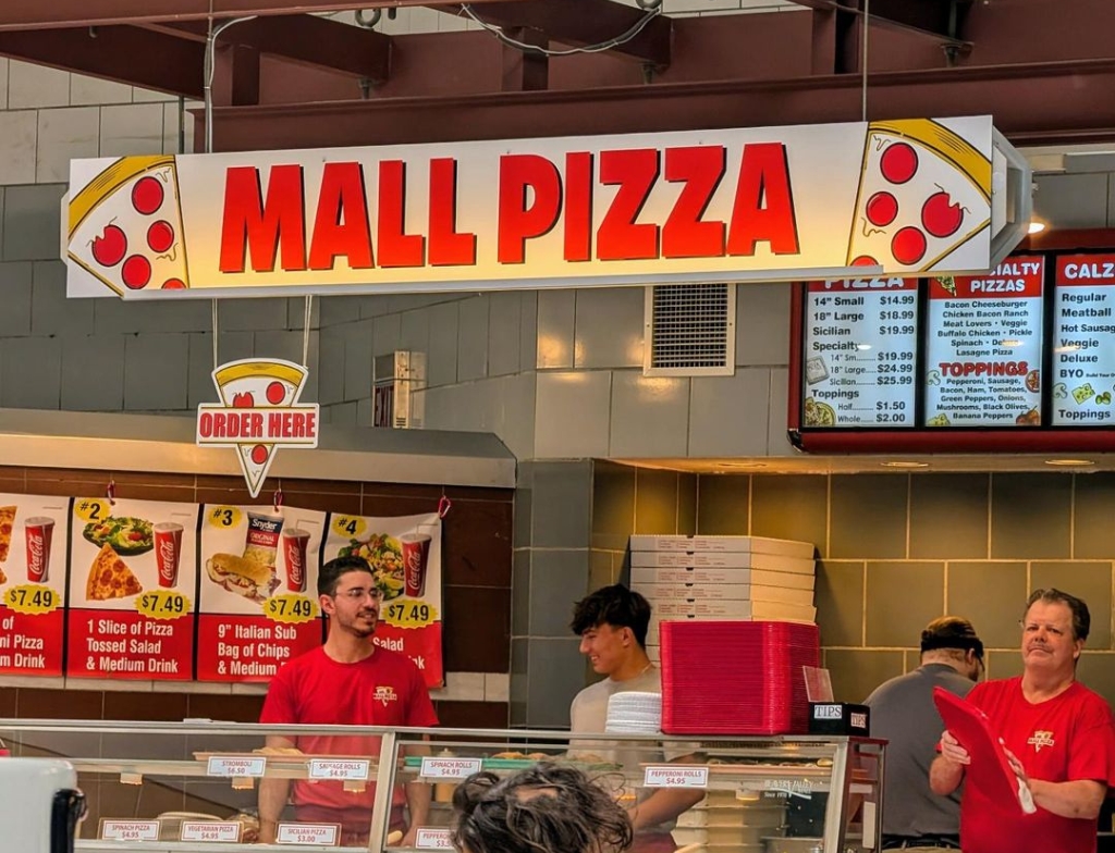 Beaver Valley Mall pizza mall 