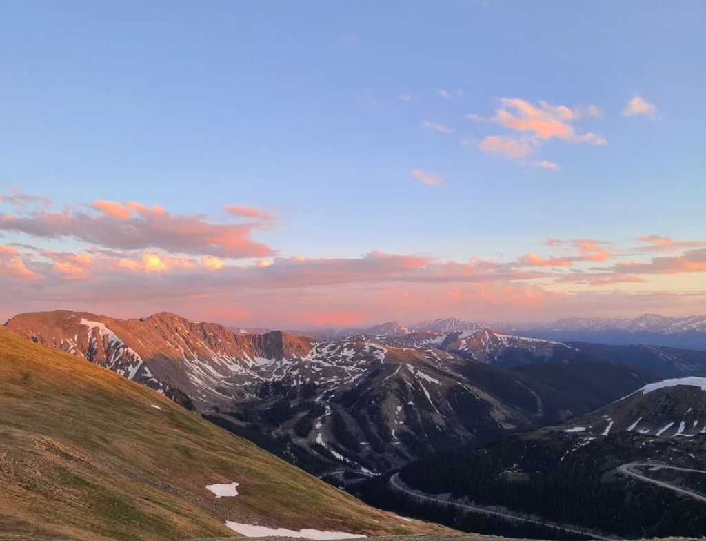 Loveland Pass ski