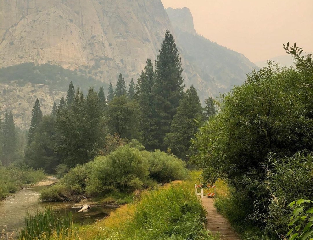 Tokopah Falls hike