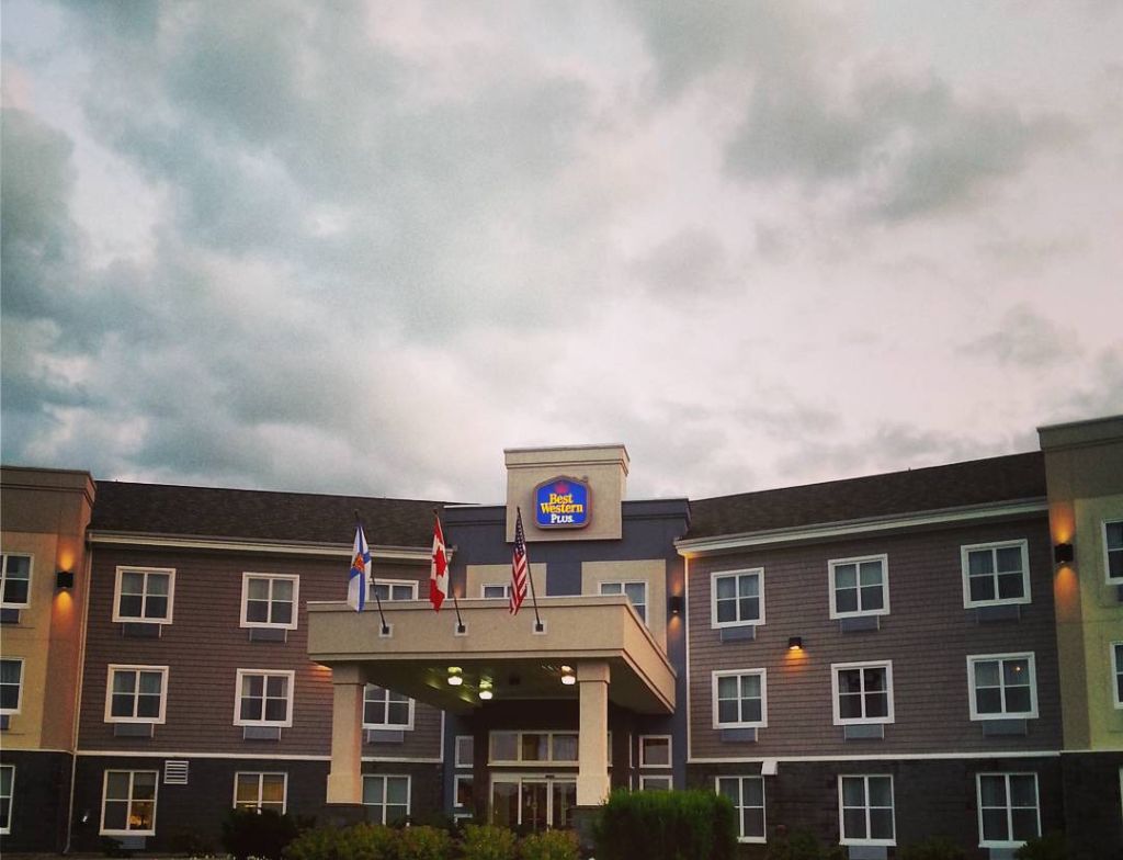 Best Western Bridgeview Hotel