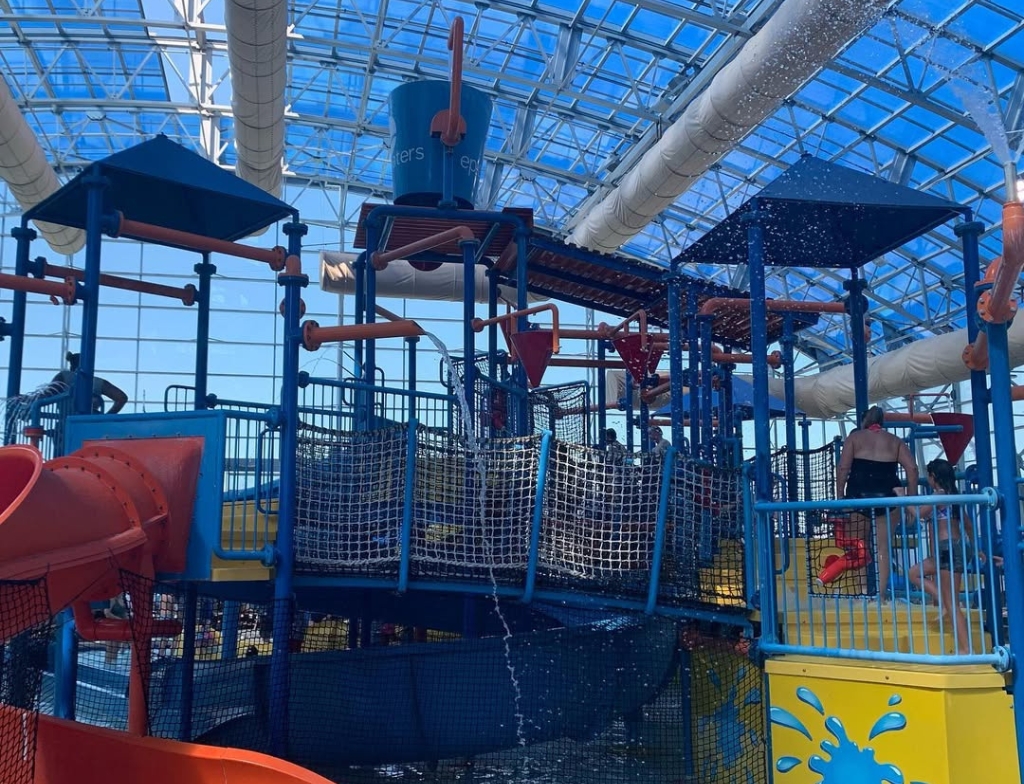 Epic Waters Indoor Waterpark pictures