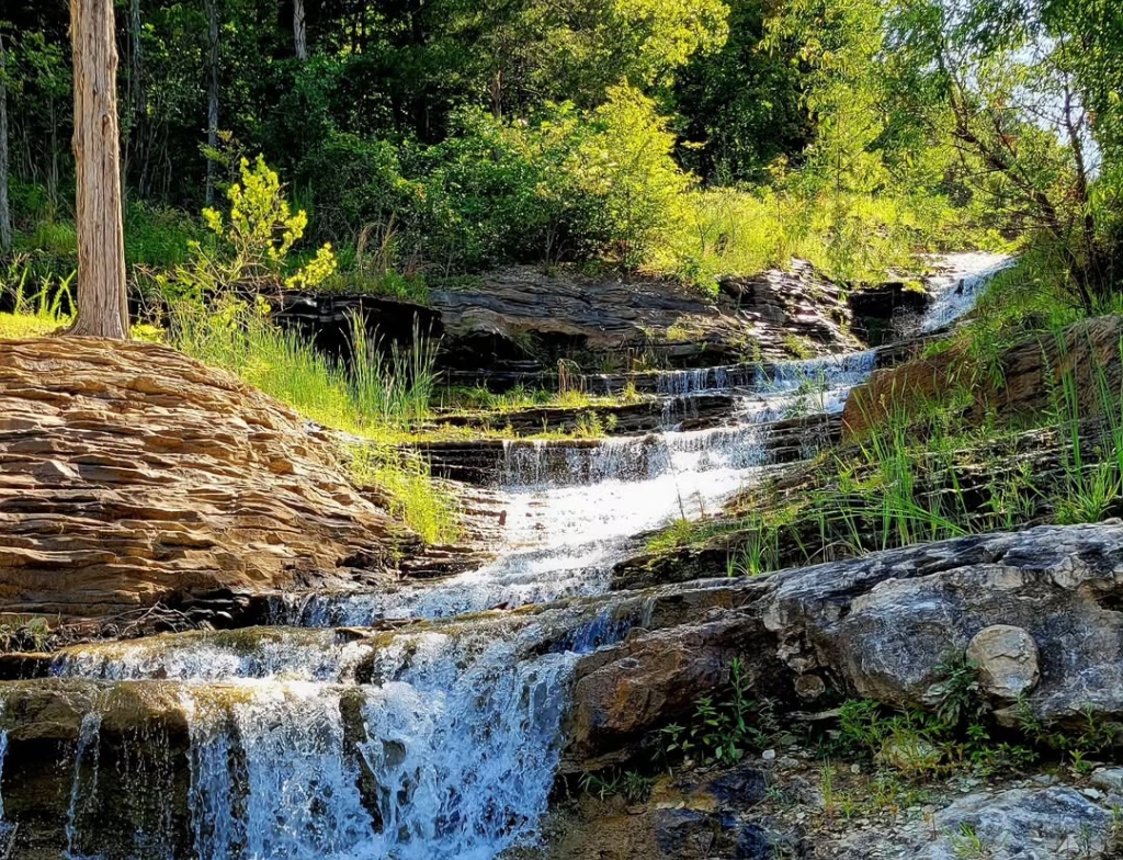 LostCanyonCave and Nature Trailreviewa