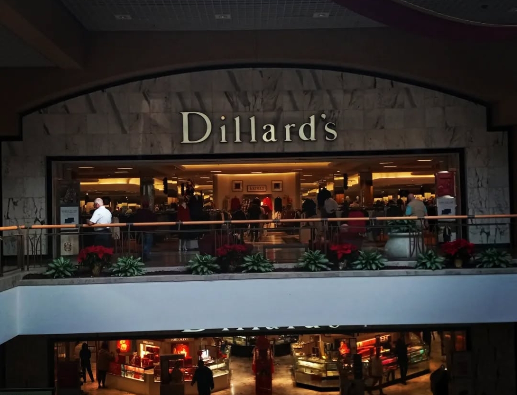 SuperstitionSpringsMall​dillards