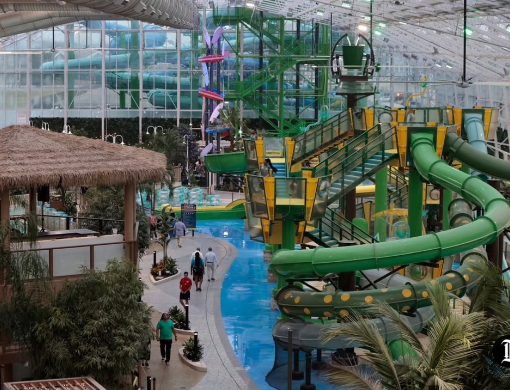 Showboat Water Park​ rides