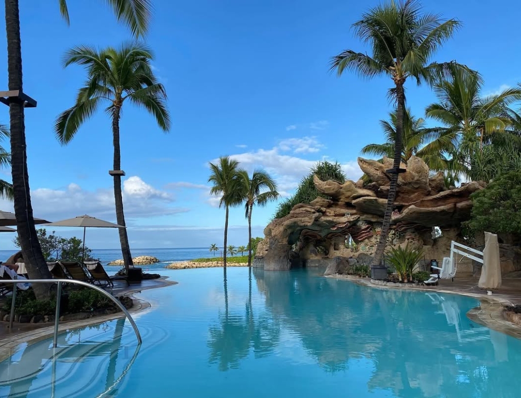 Coral Crater Adventure Park hotels