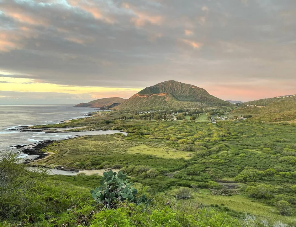 Makapuu Lighthouse Trailhead