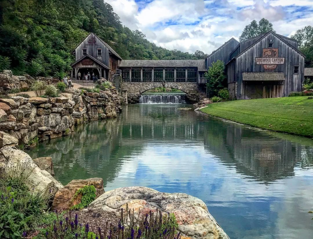 Dogwood Canyon Nature Park